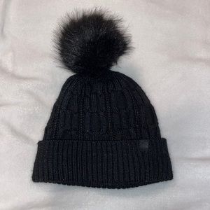 Calvin Klein binnie hat